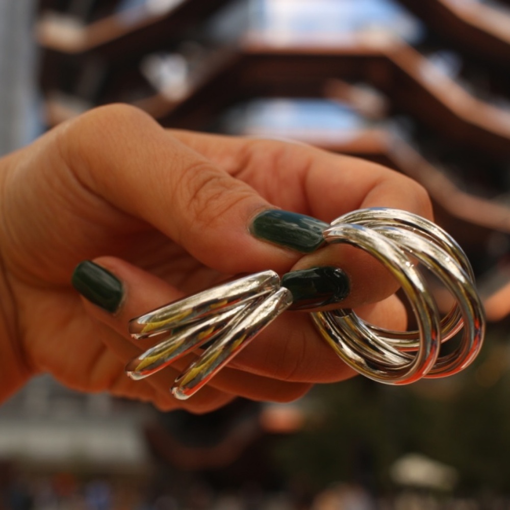 New Luxury SILVER Classic trend triple small hoops - Picture 5 of 7